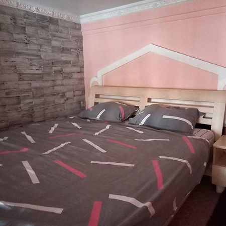 Площа Старий Ринок З Балконом Leilighet Lviv Eksteriør bilde